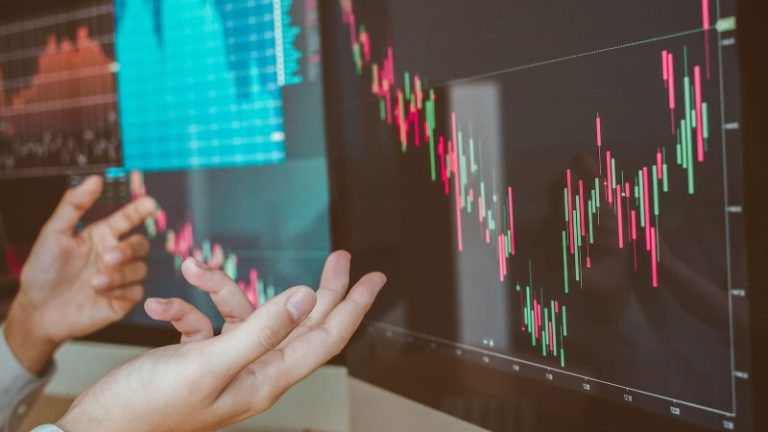 Tech Stocks Take a Breather: Is Now the Best Time To Buy the Chip Dip?