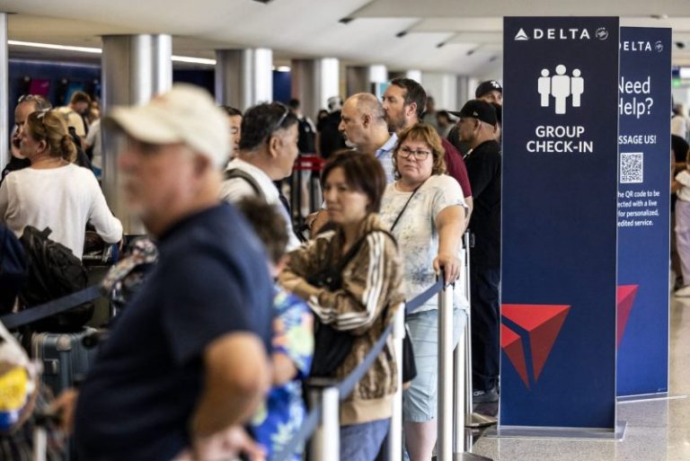 Delta cancels hundreds more flights as its recovery from global CrowdStrike-Microsoft outage lags